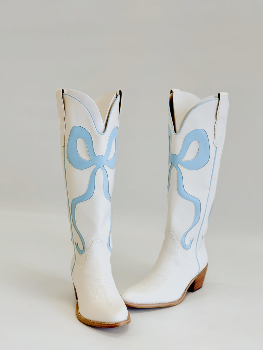 RUBY BOW SWIRLING PATTERNED WESTERN BOOTS