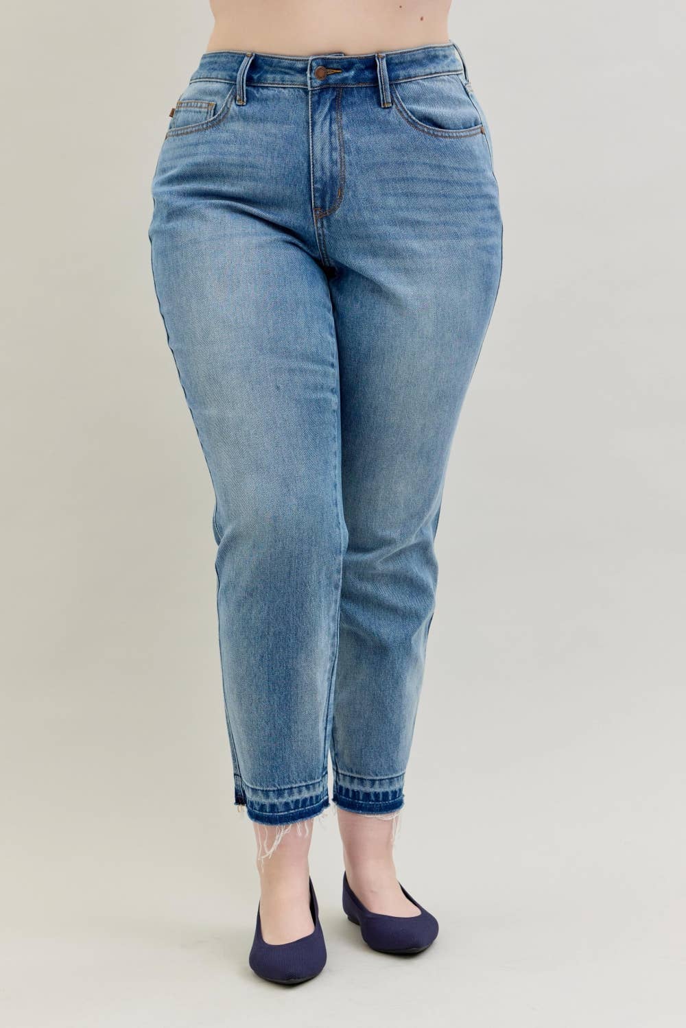 Mary Magic Release Boyfriend Denim