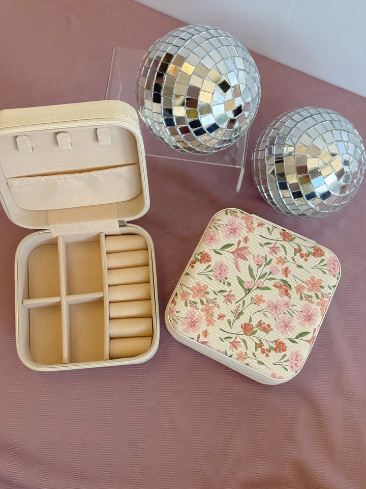 JEWELRY TRAVEL CASE