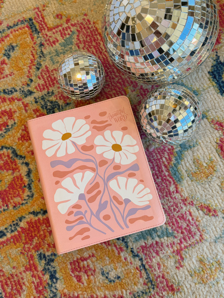 NIV Beautiful Word Coloring Bible, Leathersoft, Pink