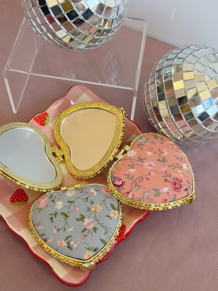 COMPACT HANDHELD FLORAL MIRROR