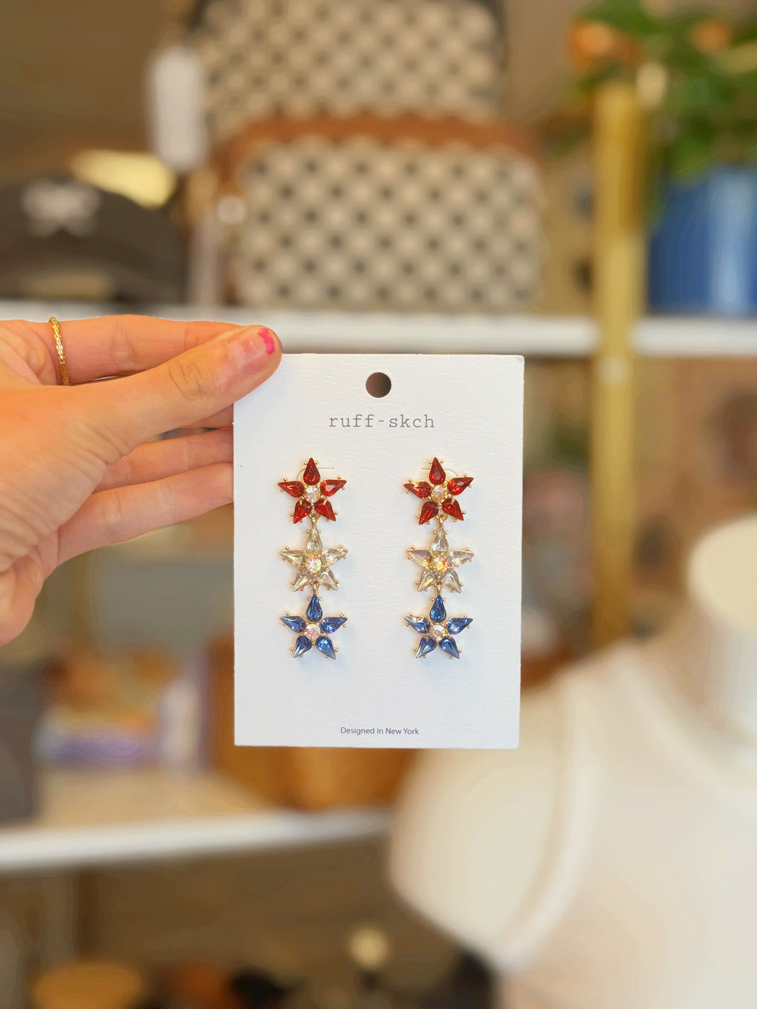 USA TIERED STAR EARRINGS
