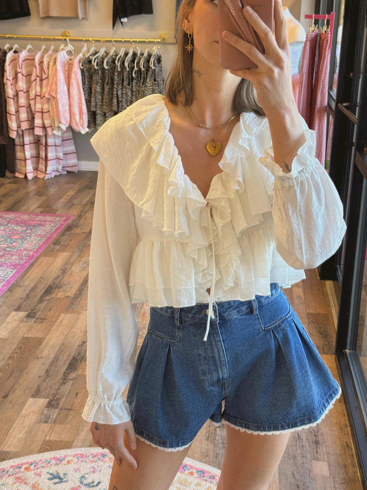 PENNY PLEATED DENIM SHORTS