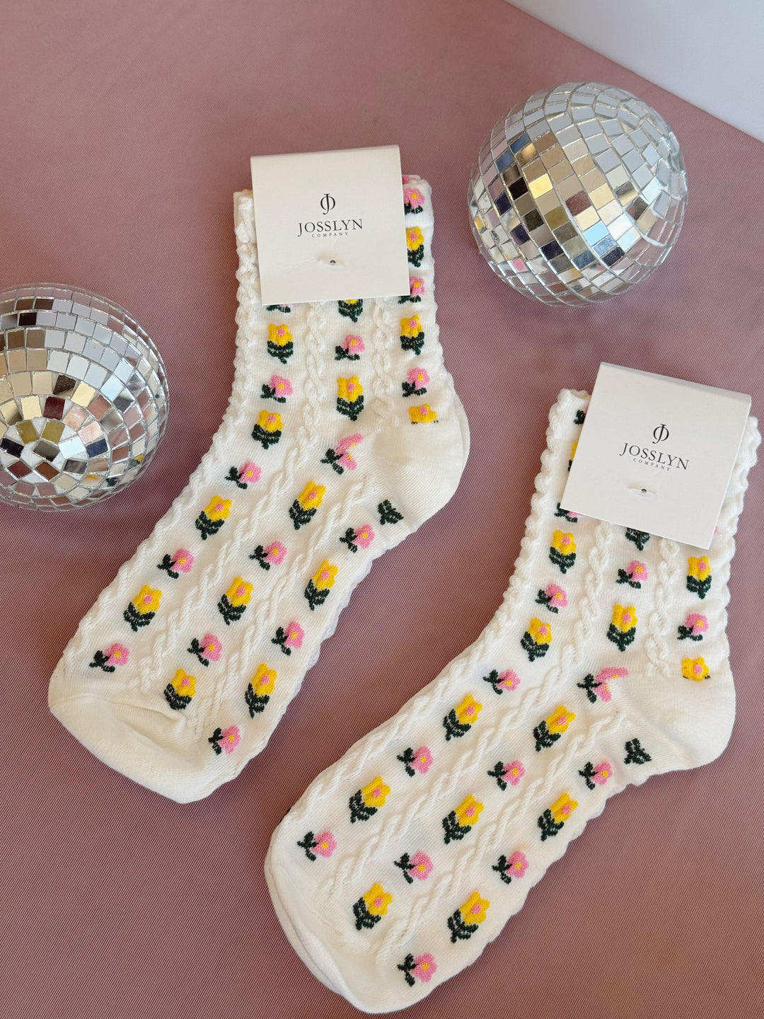 FLORAL MID CALF LENGTH SOCKS