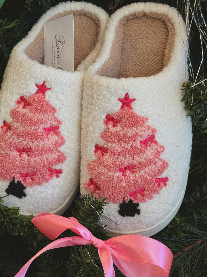 FESTIVE SLIPPERS