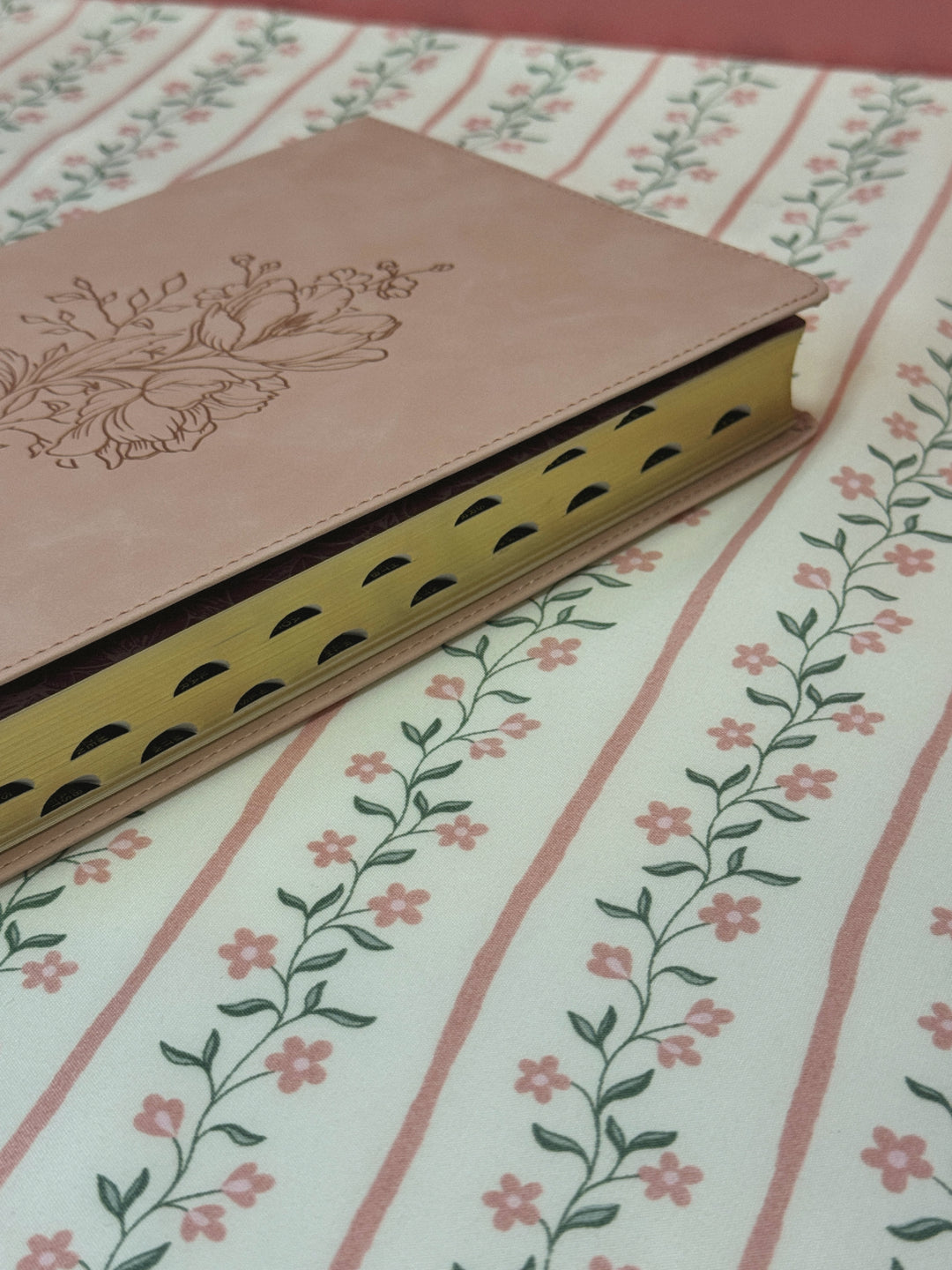 KJV Bible Thinline LP Faux Leather Trust, Pink