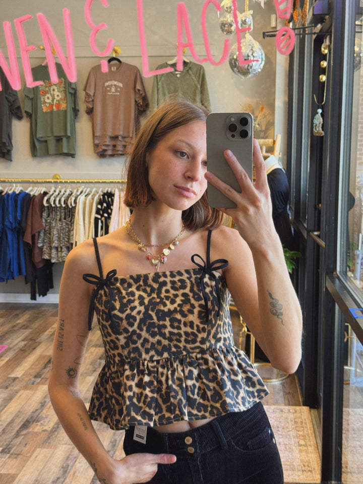 Leo Peplum Top