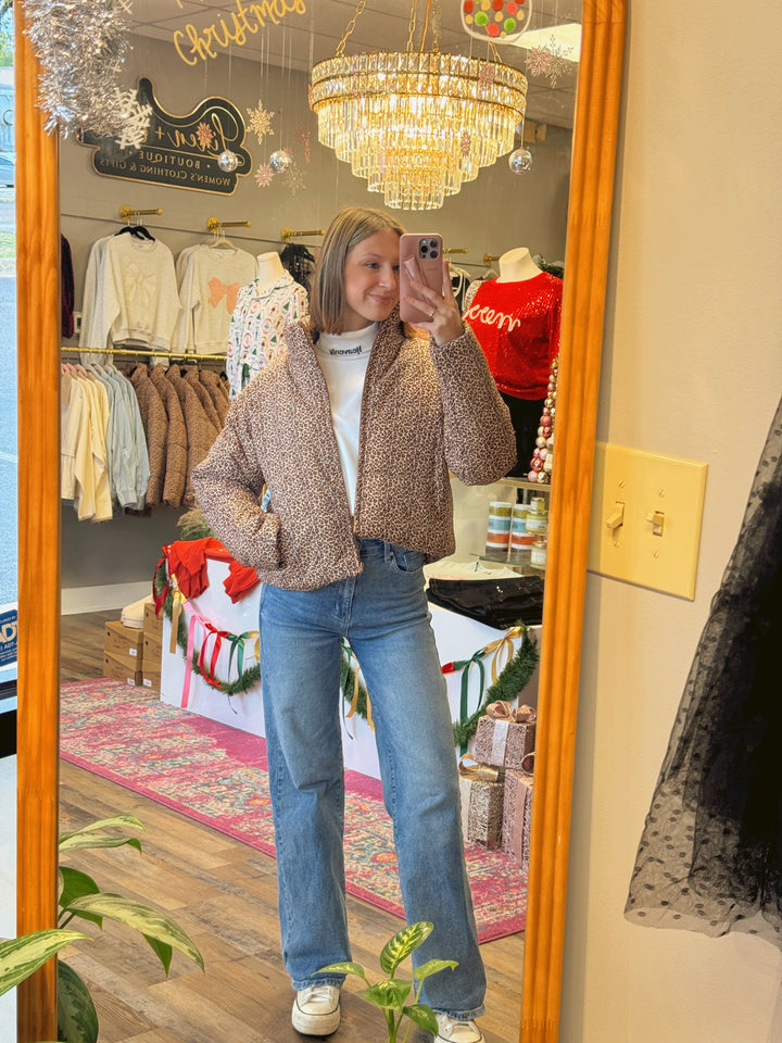 ANIMAL PRINTED PUFFER JACKET