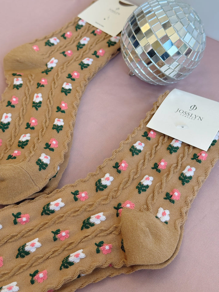 FLORAL MID CALF LENGTH SOCKS