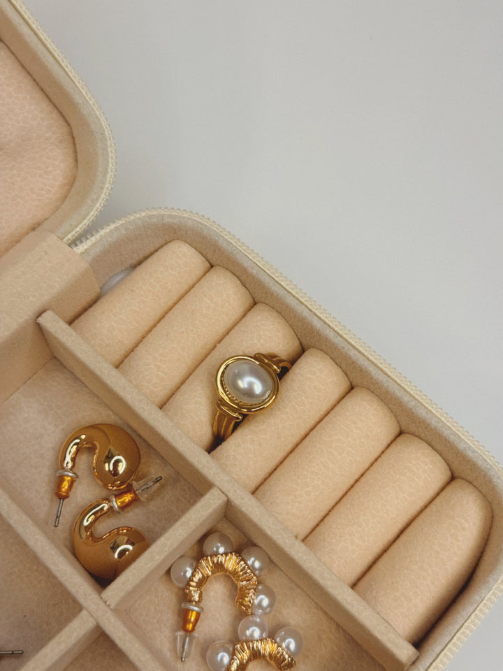 18K STAINLESS STEEL STONE RING