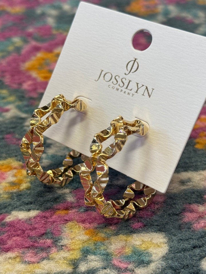 HAMMERED HOOP EARRINGS